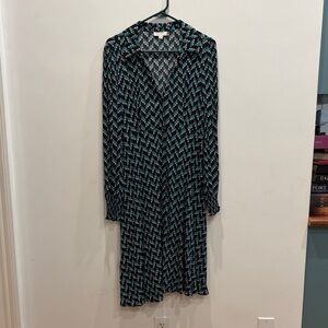 Seraphine Black and Teal Geometric Long Sleeve Maternity Nursing Dress